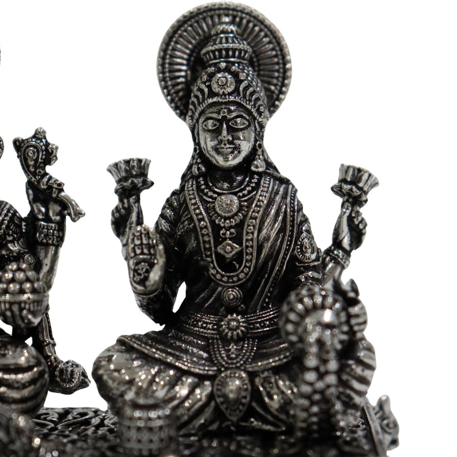Laxmi Ganesh Ji Idol with Choki